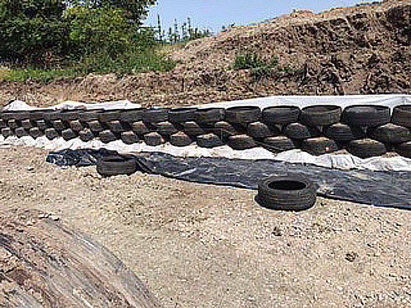 Maison Earthship